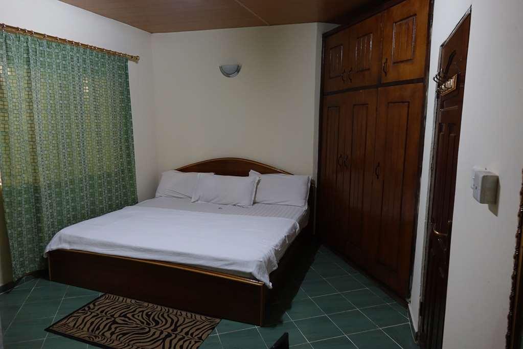 Wusum Hotel Makeni Zimmer foto