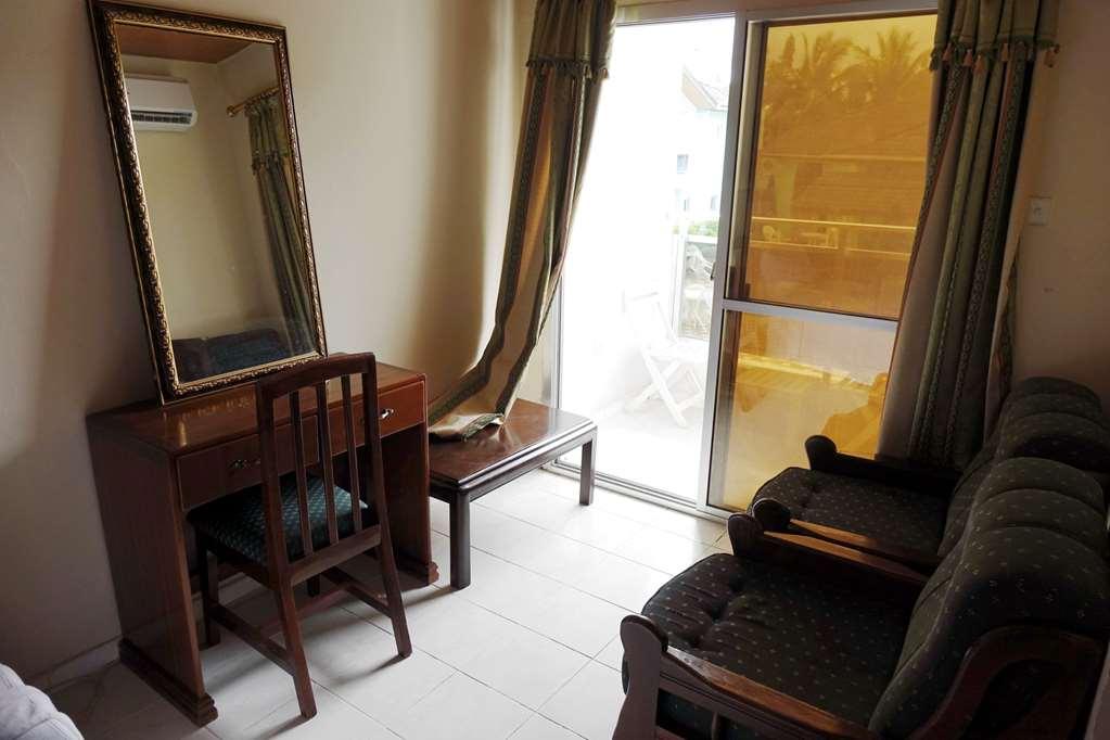 Wusum Hotel Makeni Zimmer foto