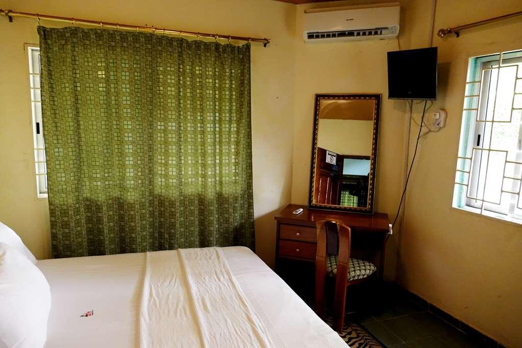 Wusum Hotel Makeni Zimmer foto