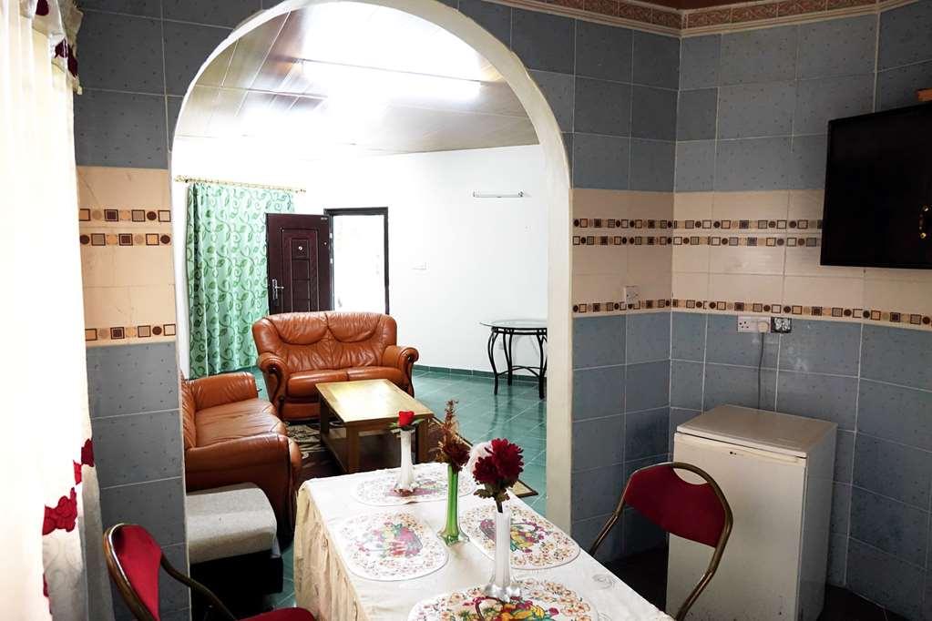 Wusum Hotel Makeni Zimmer foto