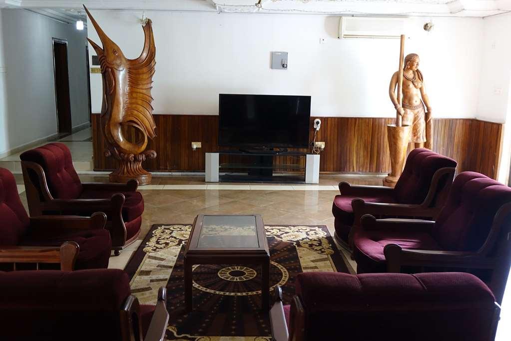 Wusum Hotel Makeni Interior foto