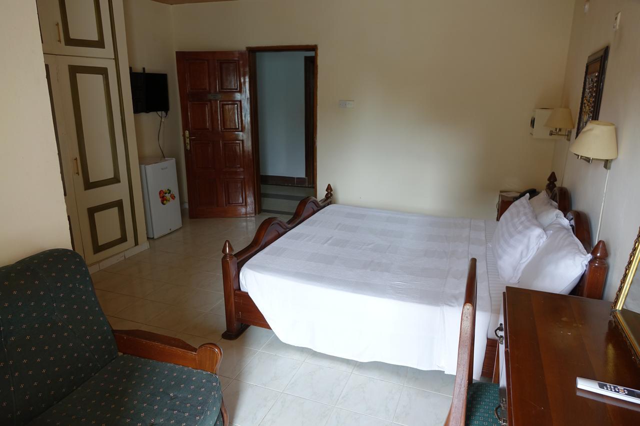 Wusum Hotel Makeni Exterior foto