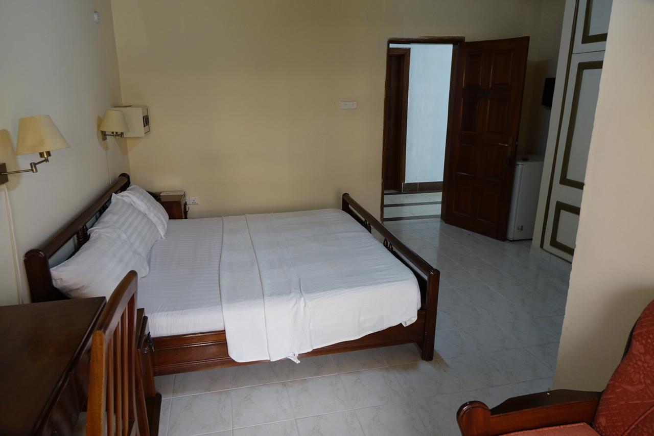 Wusum Hotel Makeni Exterior foto